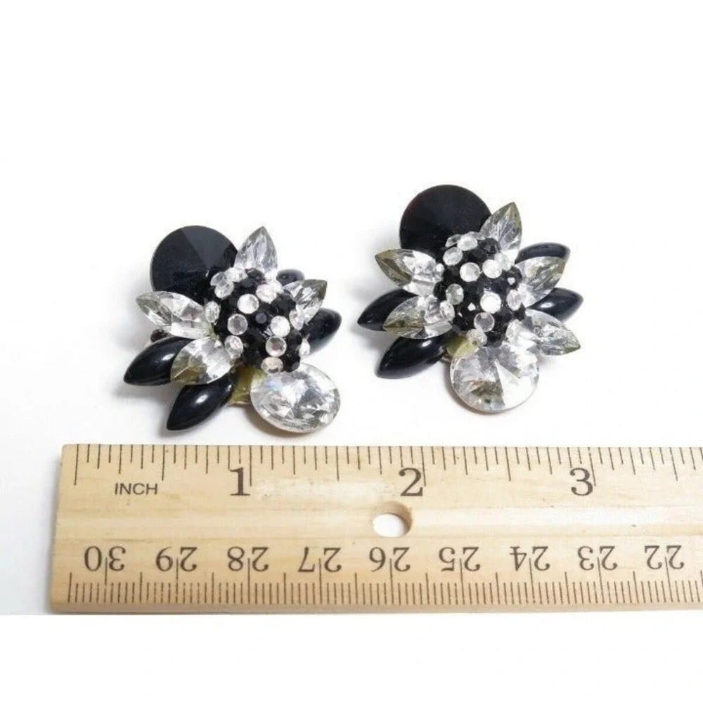Vintage Large‎ Black & Clear Rhinestone Clip-on Earrings